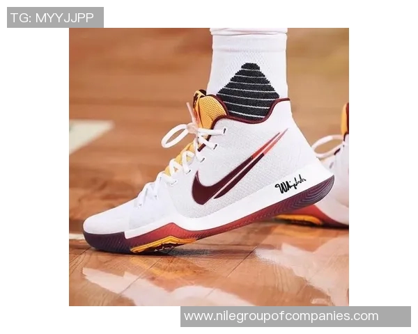 欧文新鞋发布会引发热议：艺术的真谛在于超越品牌标签的束缚