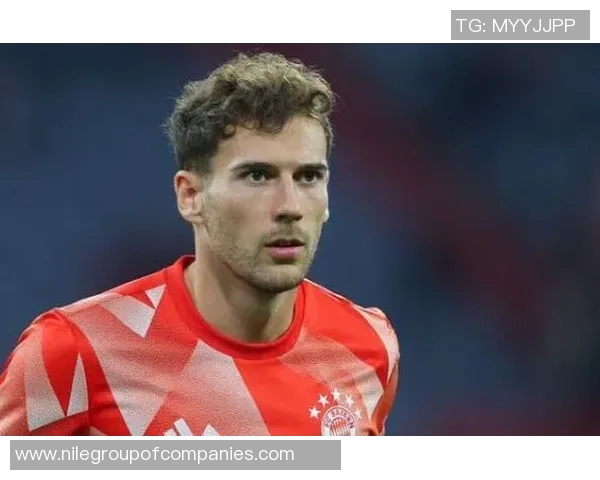 格雷茨卡的足球之路：从青涩少年到德甲明星的成长故事